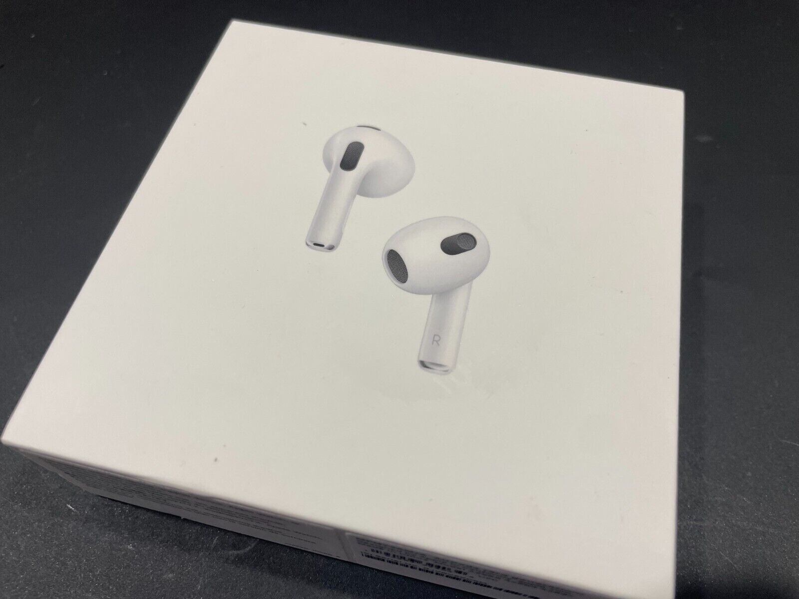 AirPods